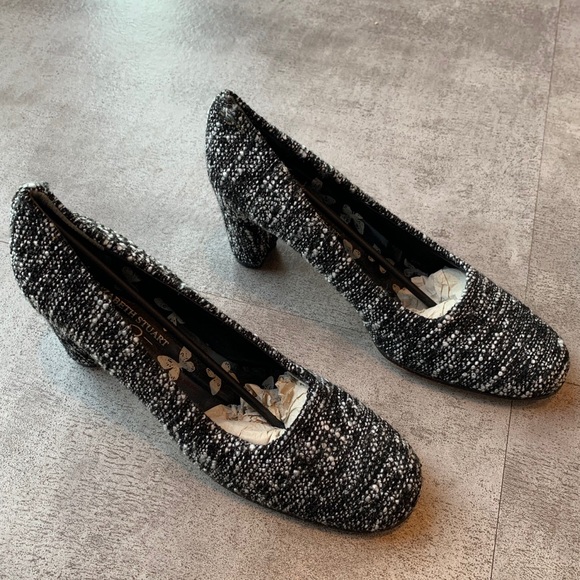 Elizabeth Stuart Heels - Picture 5 of 11